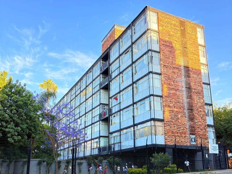 2 Bedroom Property for Sale in Baileys Muckleneuk Gauteng