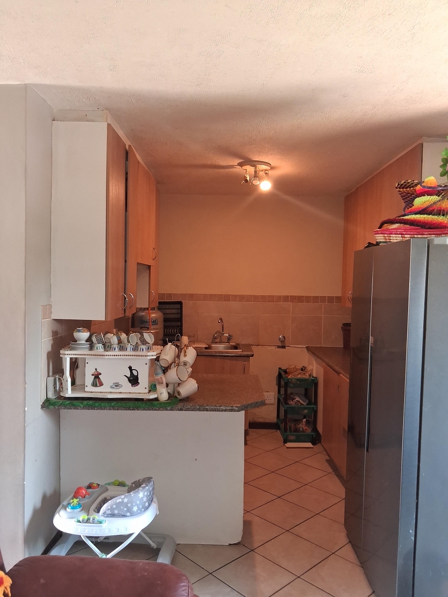 2 Bedroom Property for Sale in The Orchards Gauteng