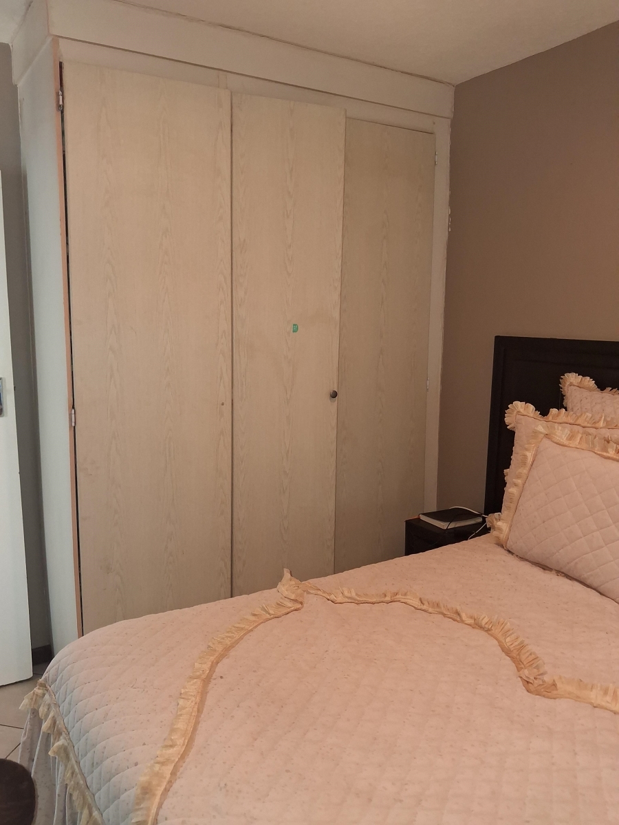 2 Bedroom Property for Sale in The Orchards Gauteng