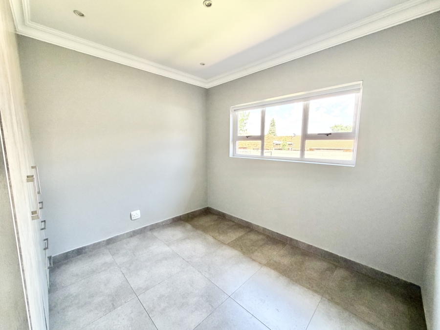 3 Bedroom Property for Sale in Kyalami Hills Gauteng