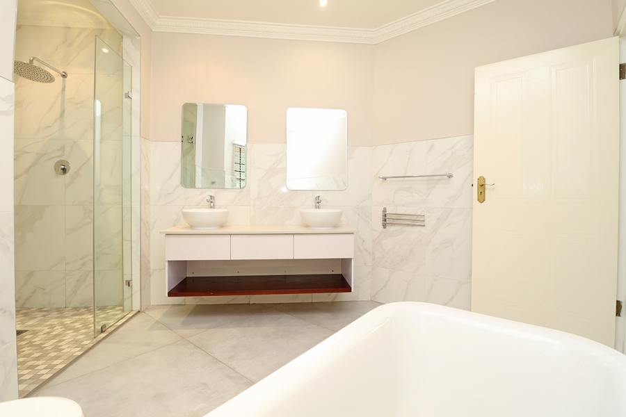 4 Bedroom Property for Sale in Bryanston Gauteng