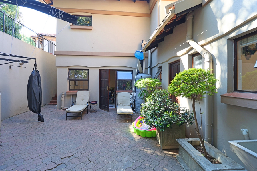4 Bedroom Property for Sale in Bryanston Gauteng