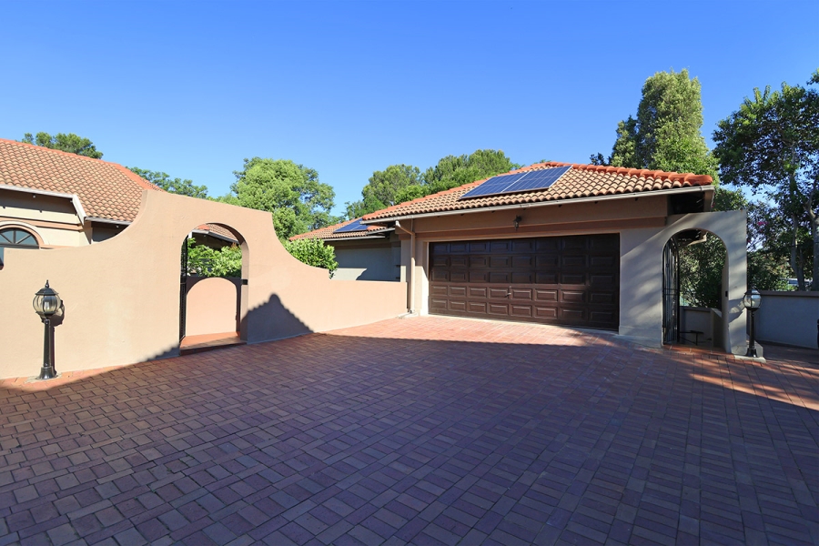 4 Bedroom Property for Sale in Bryanston Gauteng
