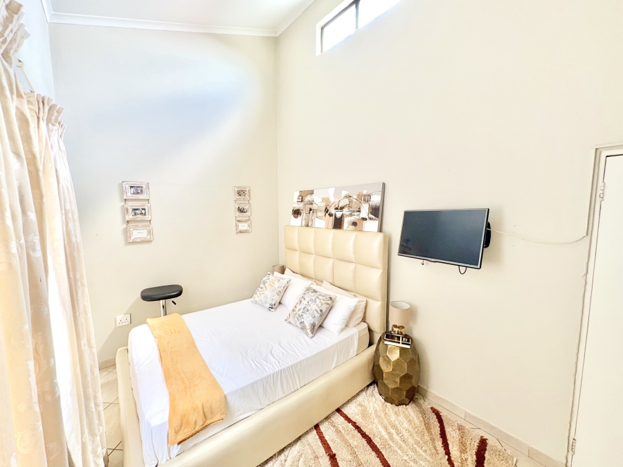 2 Bedroom Property for Sale in Noordwyk Gauteng