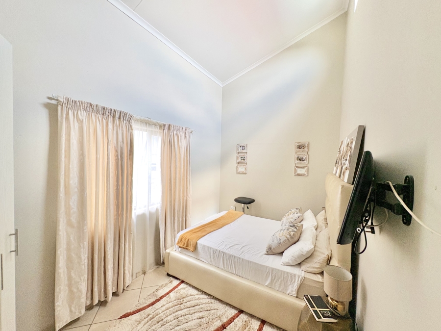 2 Bedroom Property for Sale in Noordwyk Gauteng