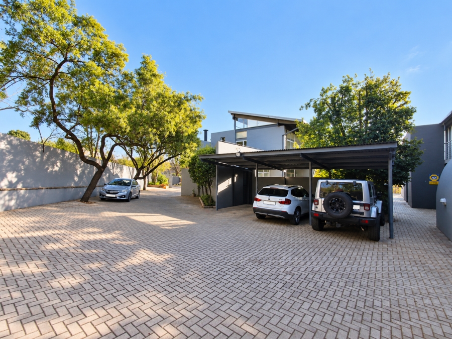 1 Bedroom Property for Sale in Craighall Gauteng
