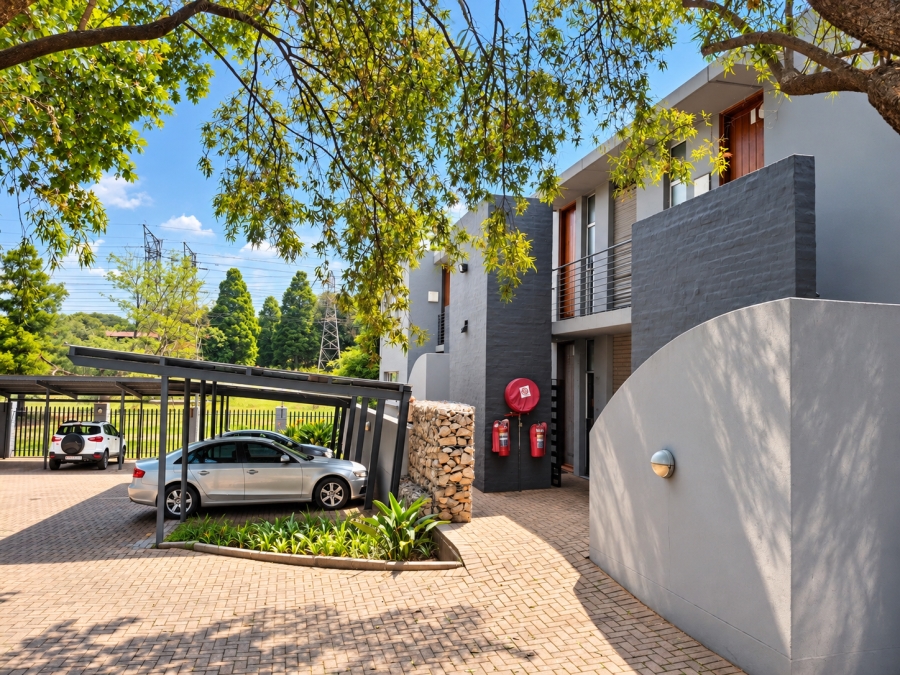 1 Bedroom Property for Sale in Craighall Gauteng