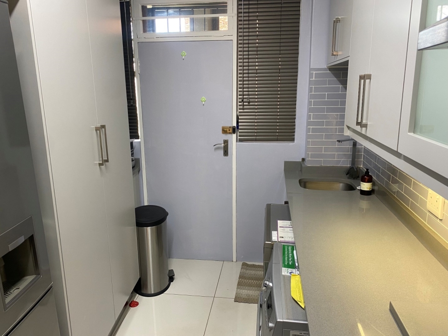 1 Bedroom Property for Sale in Illovo Gauteng