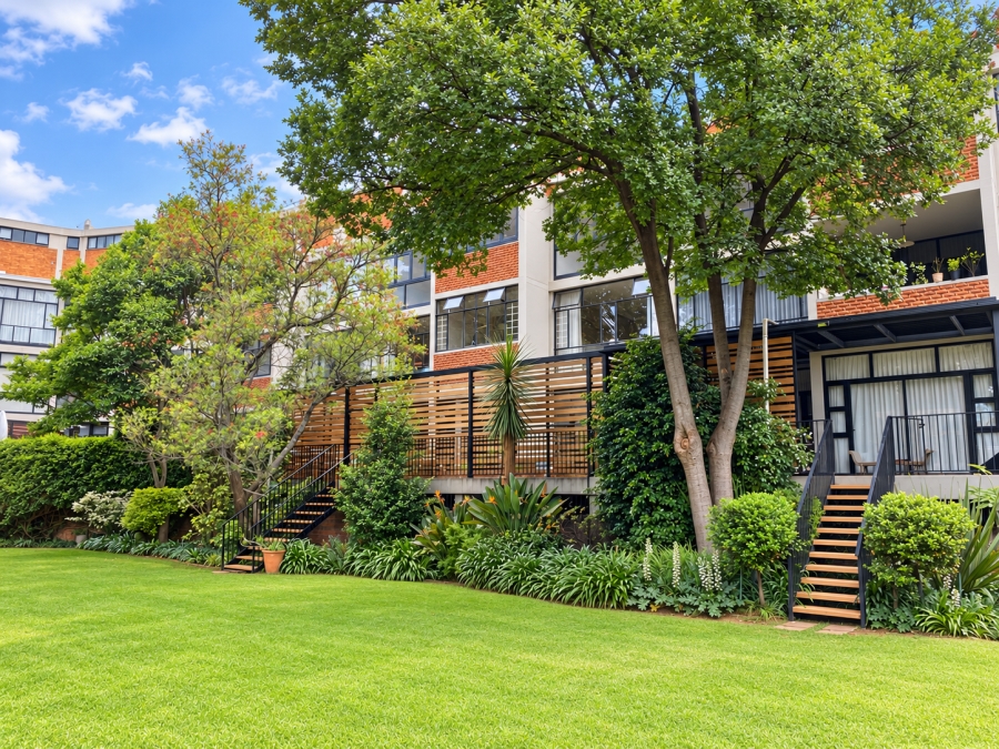 1 Bedroom Property for Sale in Illovo Gauteng