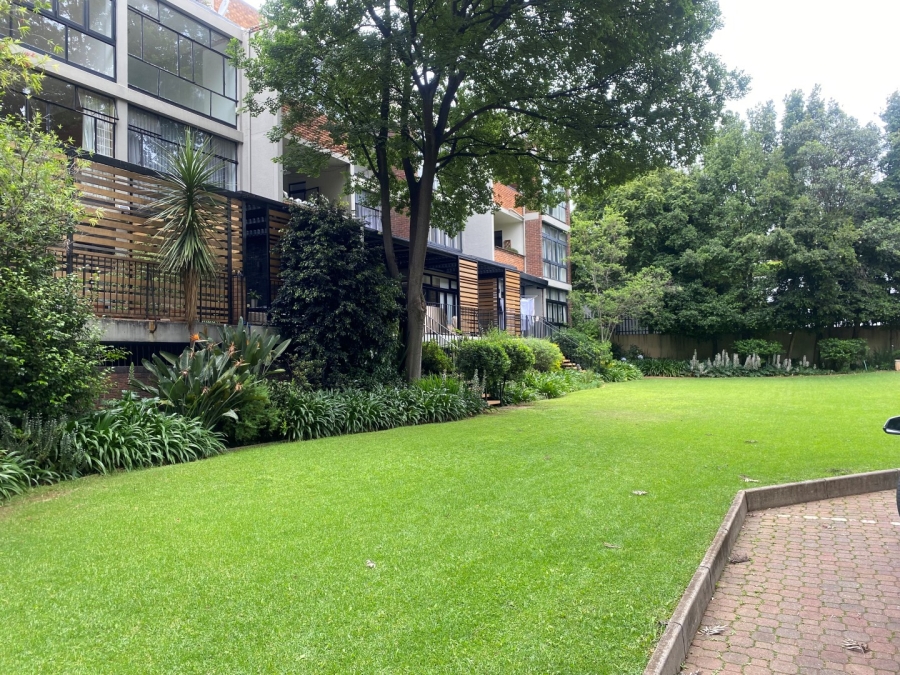 1 Bedroom Property for Sale in Illovo Gauteng