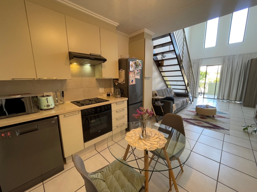 To Let 2 Bedroom Property for Rent in Bryanston Gauteng