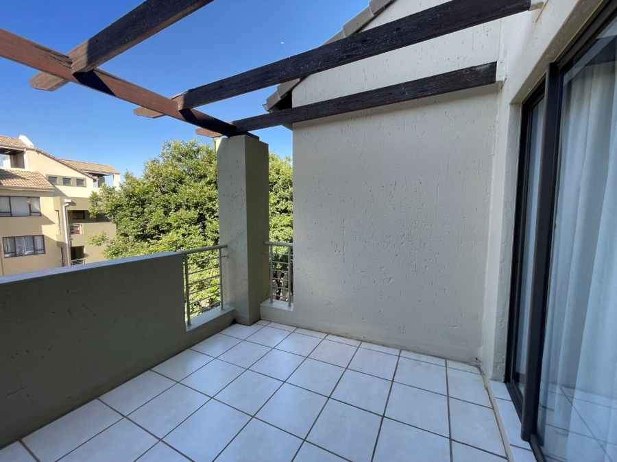 To Let 2 Bedroom Property for Rent in Bryanston Gauteng