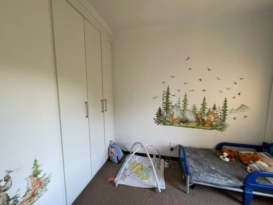 To Let 2 Bedroom Property for Rent in Bryanston Gauteng