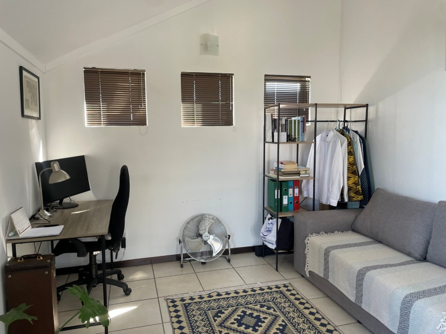 To Let 2 Bedroom Property for Rent in Bryanston Gauteng
