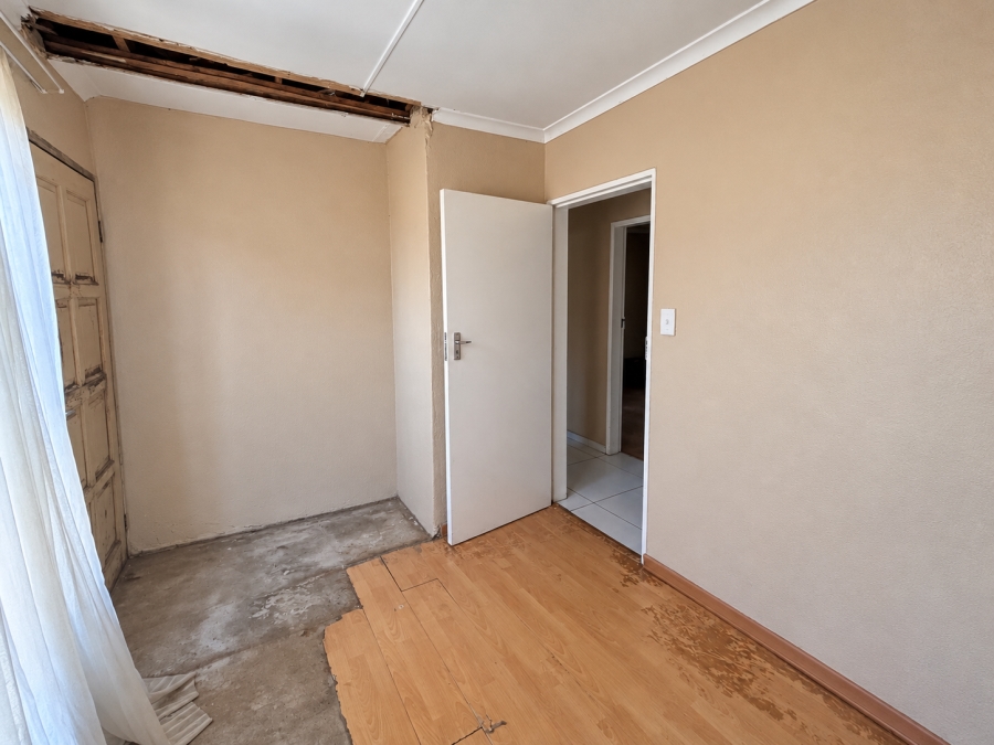 To Let 3 Bedroom Property for Rent in Protea Glen Gauteng