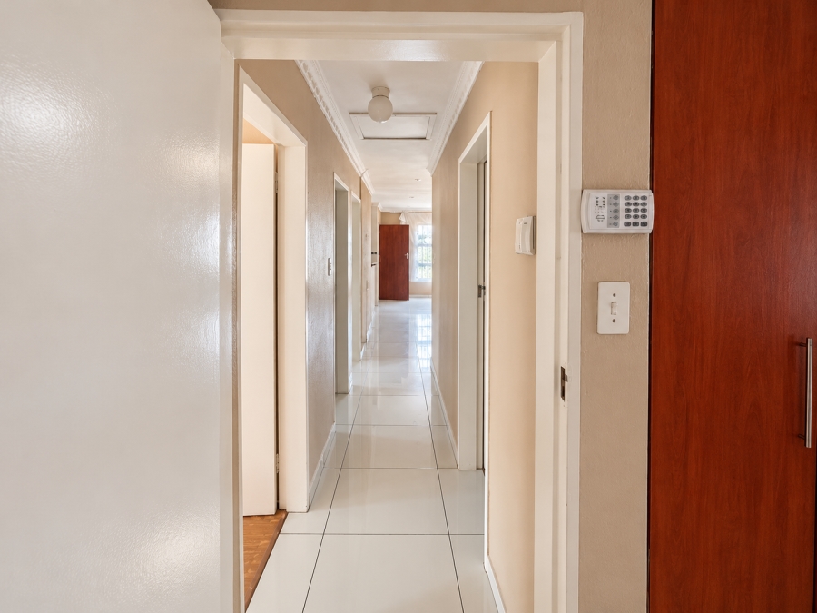 To Let 3 Bedroom Property for Rent in Protea Glen Gauteng