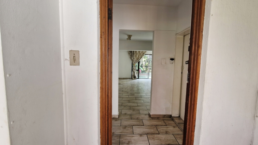 4 Bedroom Property for Sale in Corlett Gardens Gauteng
