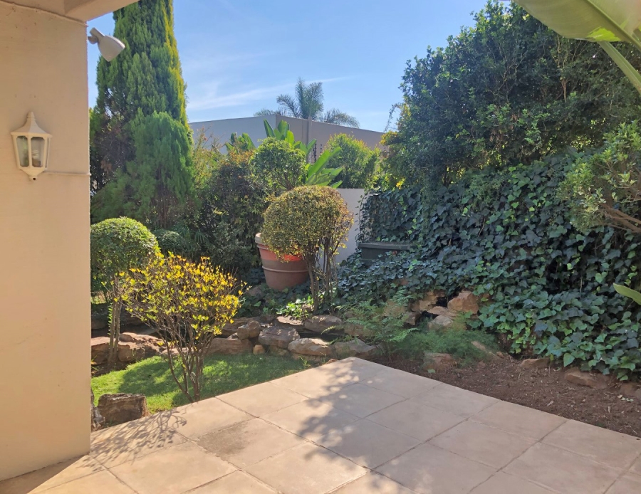To Let 2 Bedroom Property for Rent in Rivonia Gauteng