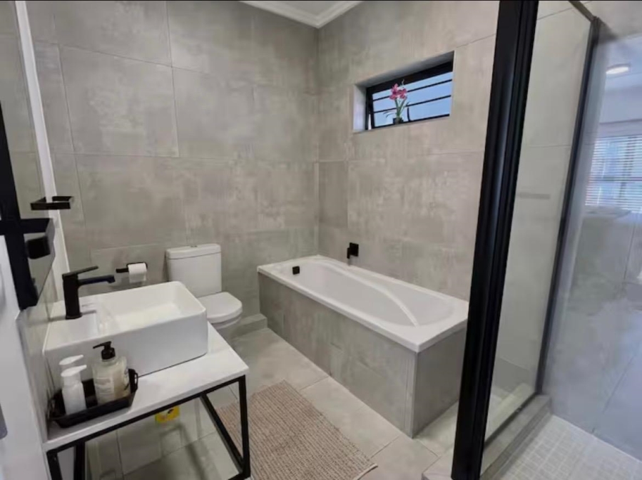 2 Bedroom Property for Sale in Fourways Gauteng