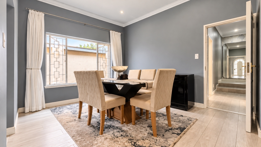 3 Bedroom Property for Sale in Pineslopes Gauteng