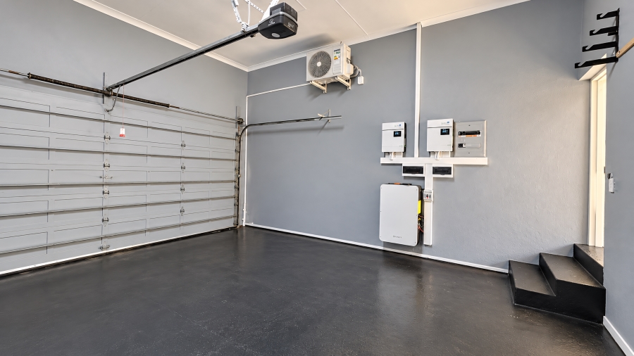 3 Bedroom Property for Sale in Pineslopes Gauteng