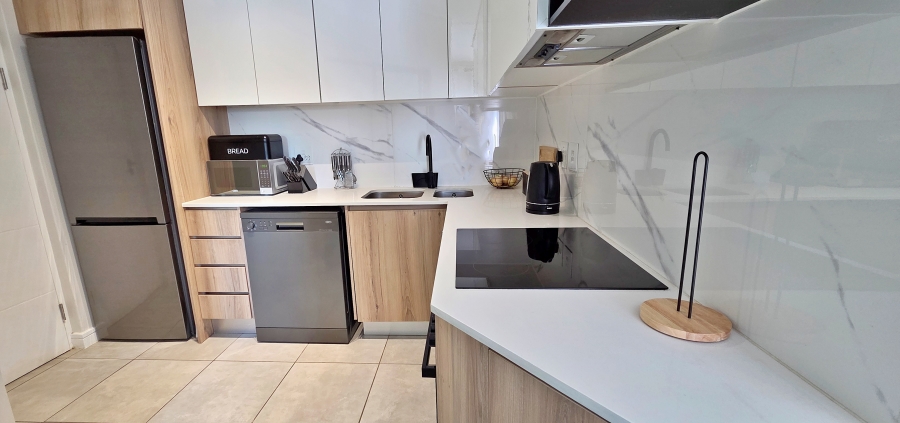 1 Bedroom Property for Sale in Waterfall Gauteng