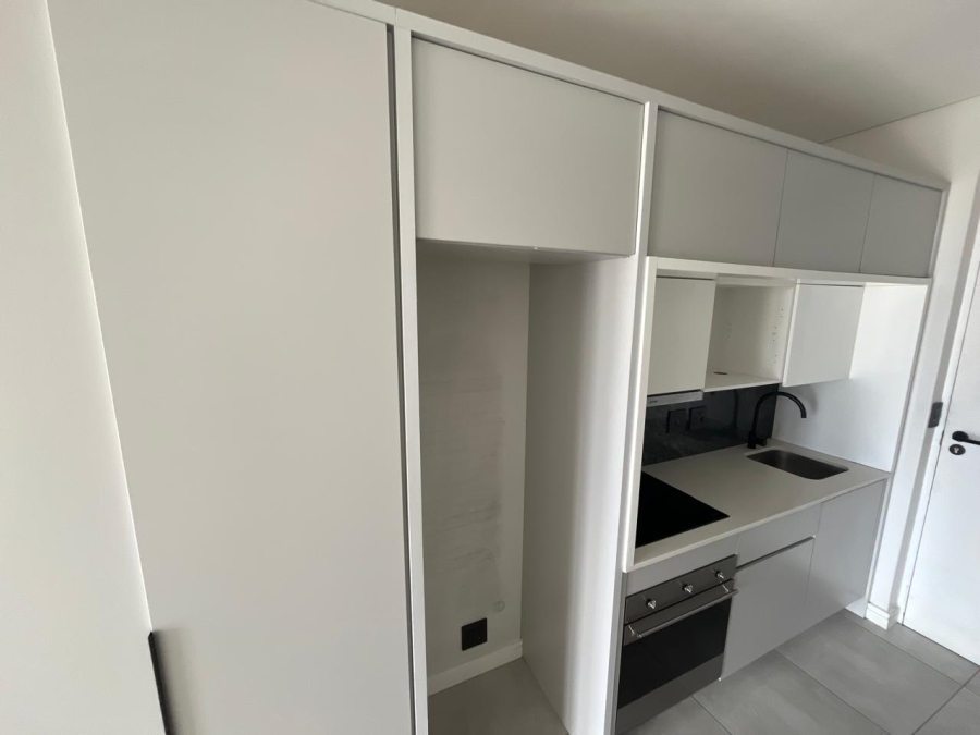 1 Bedroom Property for Sale in Waterfall Gauteng
