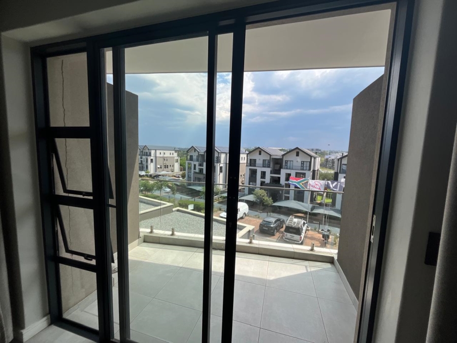 1 Bedroom Property for Sale in Waterfall Gauteng