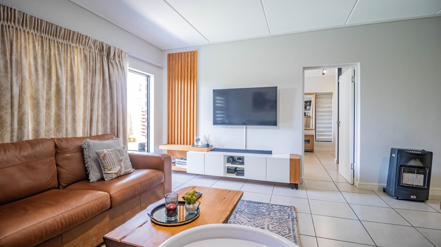 3 Bedroom Property for Sale in Aspen Hills Gauteng