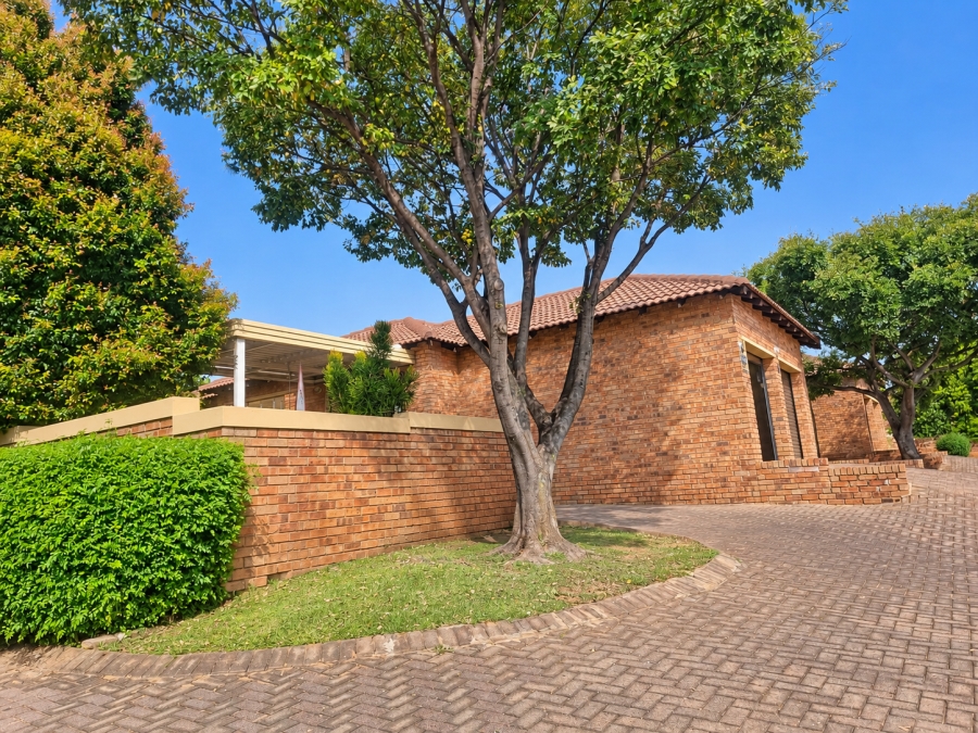 To Let 2 Bedroom Property for Rent in Honeydew Gauteng