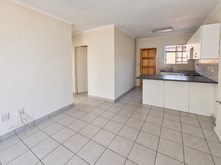 To Let 2 Bedroom Property for Rent in Honeydew Gauteng