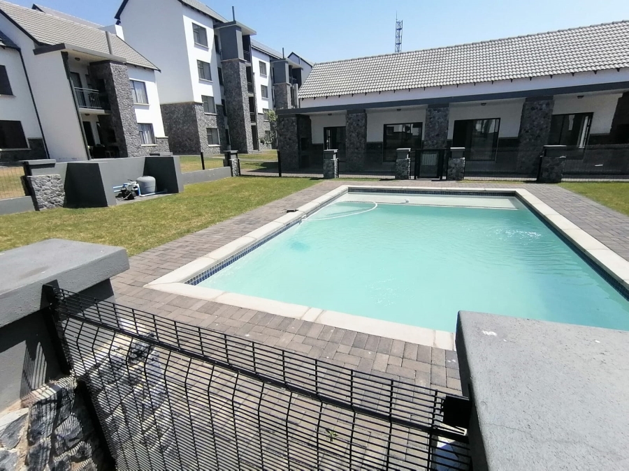2 Bedroom Property for Sale in Glen Marais Gauteng