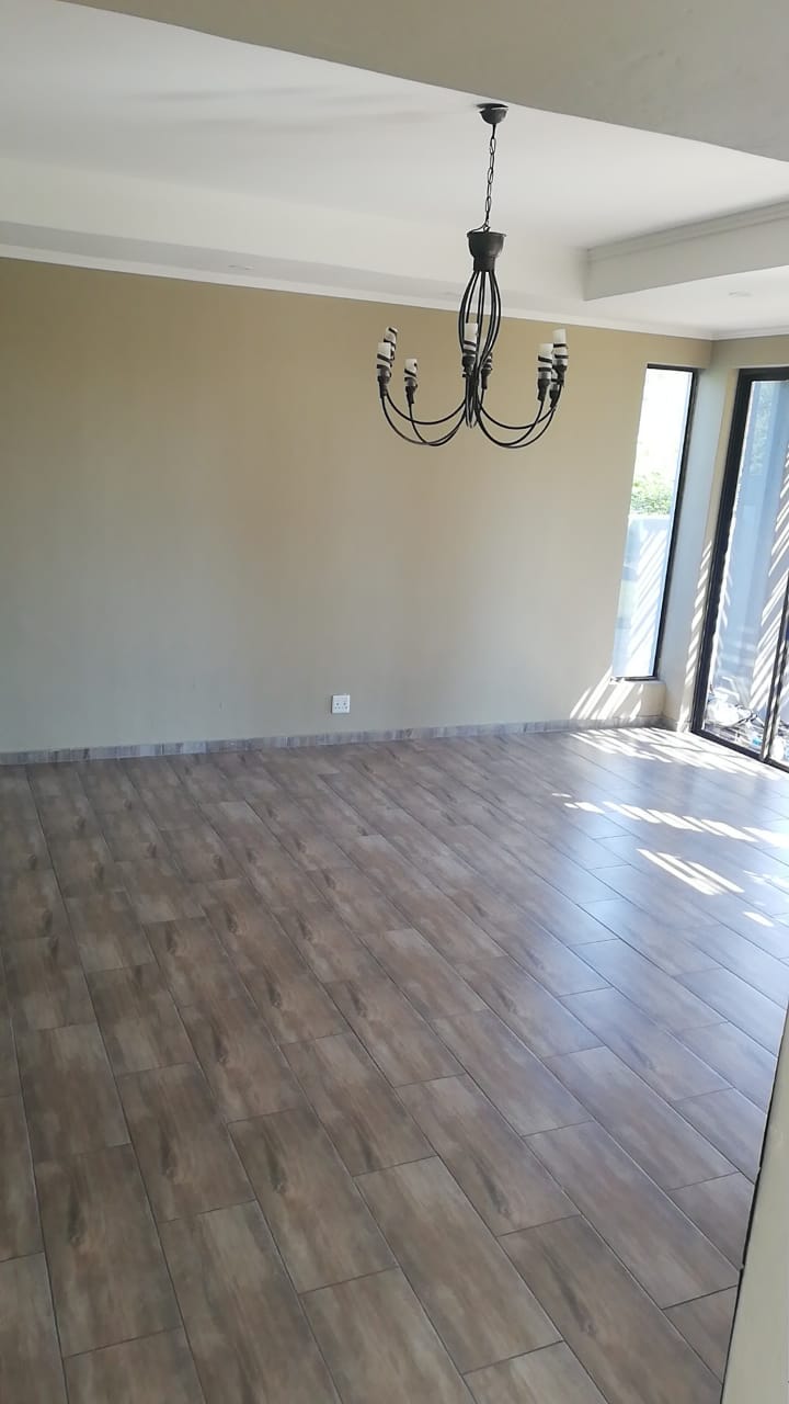 To Let 3 Bedroom Property for Rent in Noordheuwel Gauteng