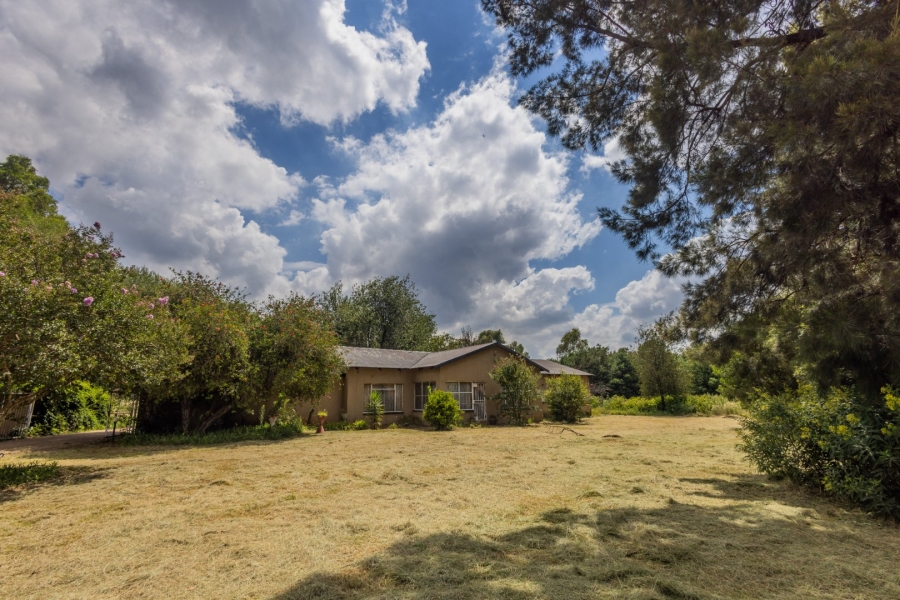 5 Bedroom Property for Sale in Wheatlands A H Gauteng
