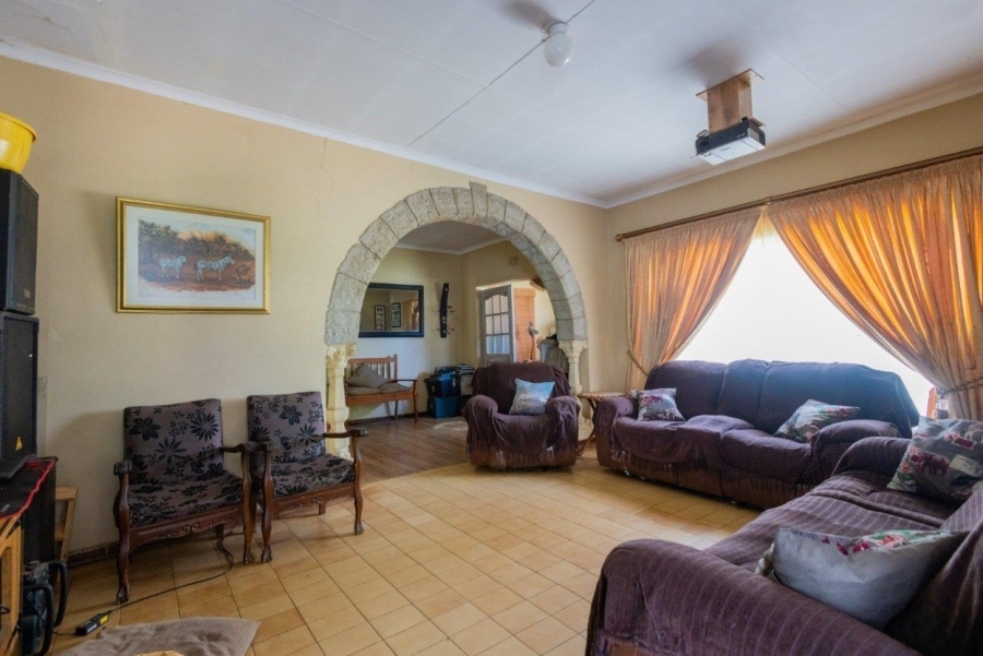 5 Bedroom Property for Sale in Wheatlands A H Gauteng