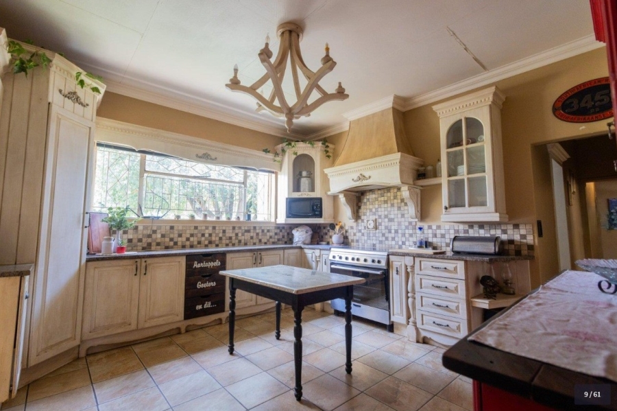5 Bedroom Property for Sale in Wheatlands A H Gauteng