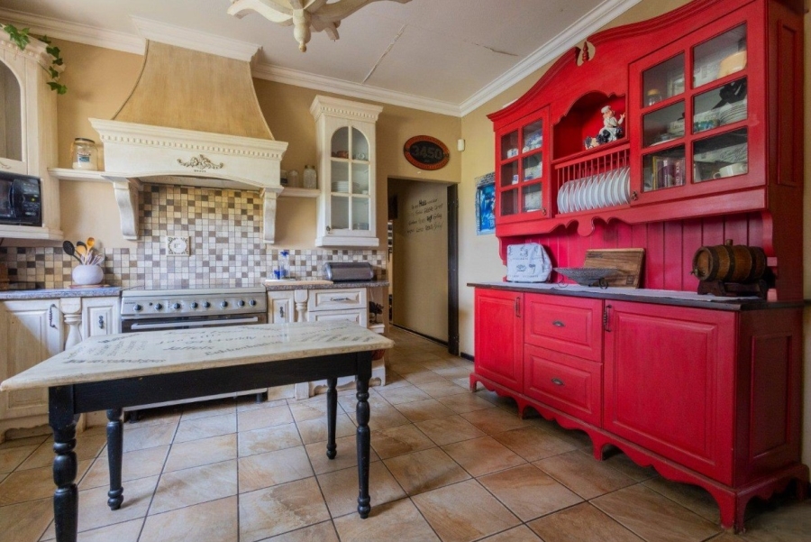 5 Bedroom Property for Sale in Wheatlands A H Gauteng