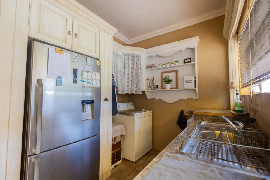 5 Bedroom Property for Sale in Wheatlands A H Gauteng