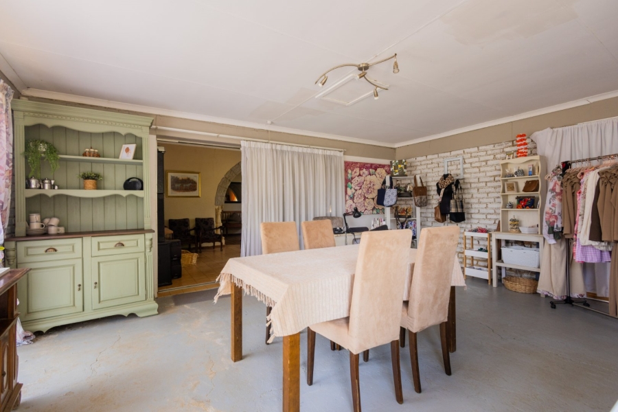 5 Bedroom Property for Sale in Wheatlands A H Gauteng