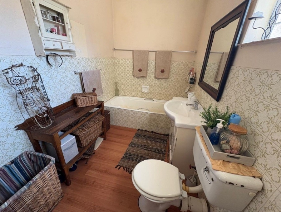 5 Bedroom Property for Sale in Wheatlands A H Gauteng