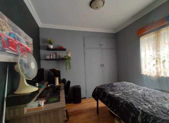 5 Bedroom Property for Sale in Wheatlands A H Gauteng