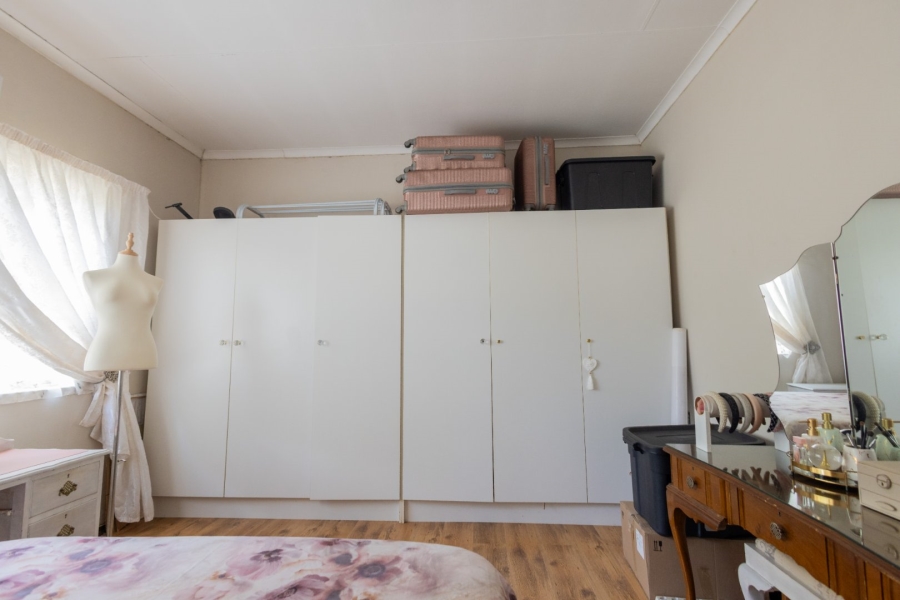 5 Bedroom Property for Sale in Wheatlands A H Gauteng