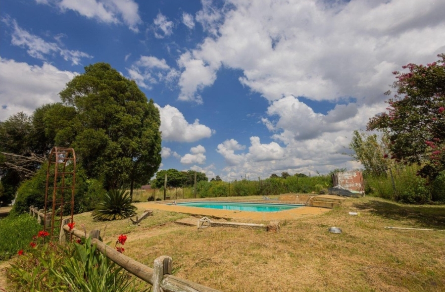 5 Bedroom Property for Sale in Wheatlands A H Gauteng