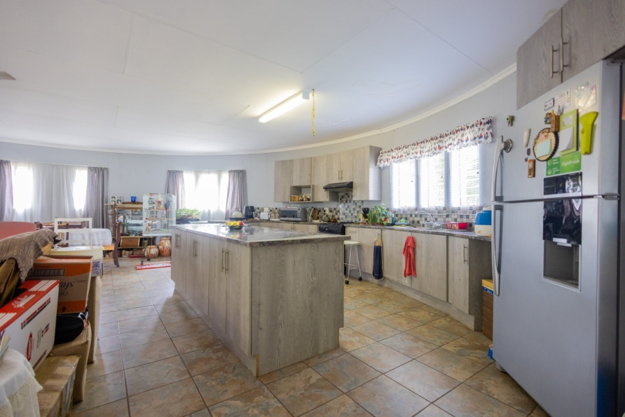 5 Bedroom Property for Sale in Wheatlands A H Gauteng