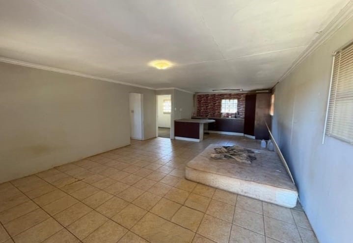 5 Bedroom Property for Sale in Wheatlands A H Gauteng