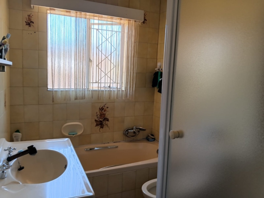 3 Bedroom Property for Sale in Witpoortjie Gauteng