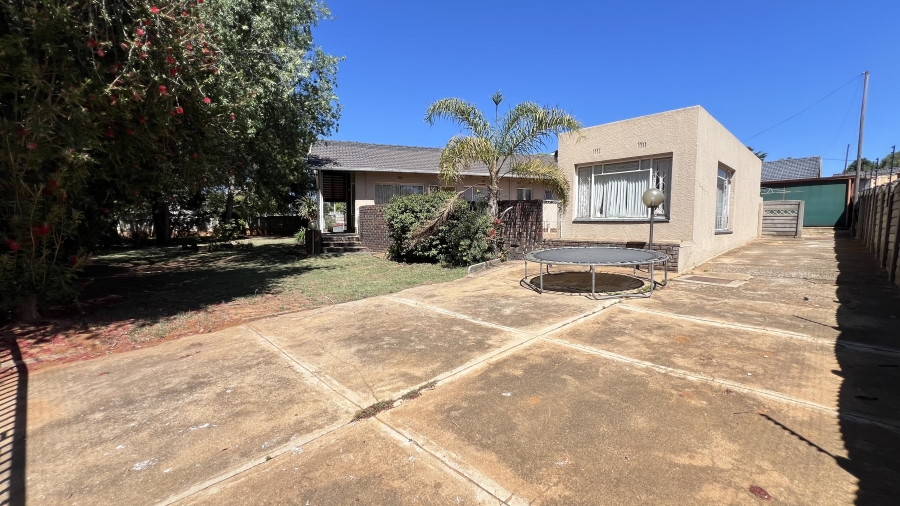 3 Bedroom Property for Sale in Witpoortjie Gauteng