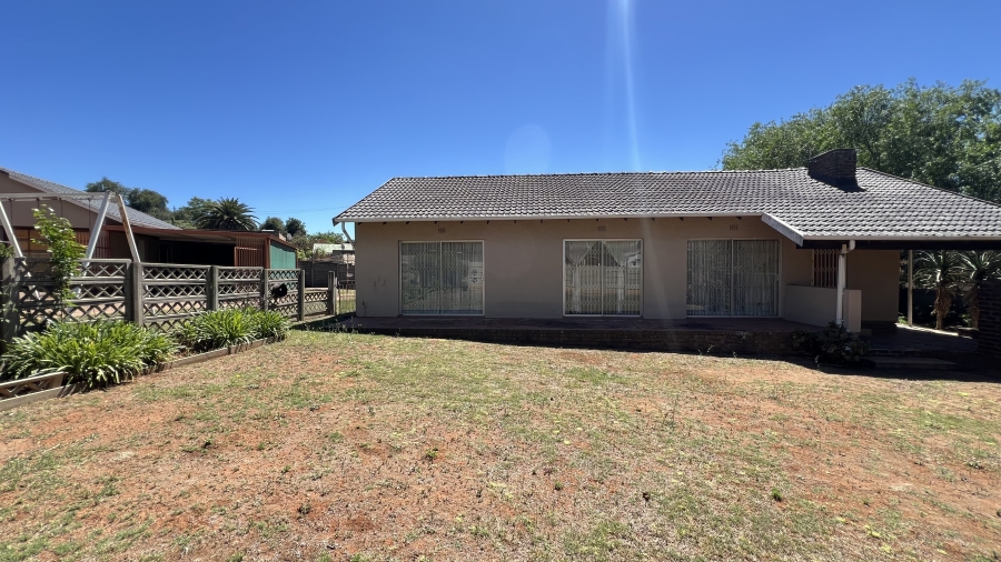 3 Bedroom Property for Sale in Witpoortjie Gauteng