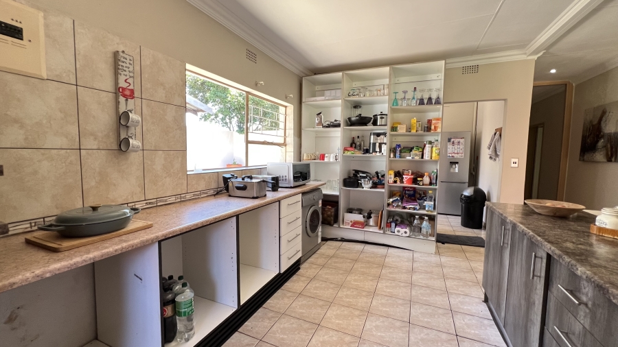 4 Bedroom Property for Sale in Beckedan Gauteng