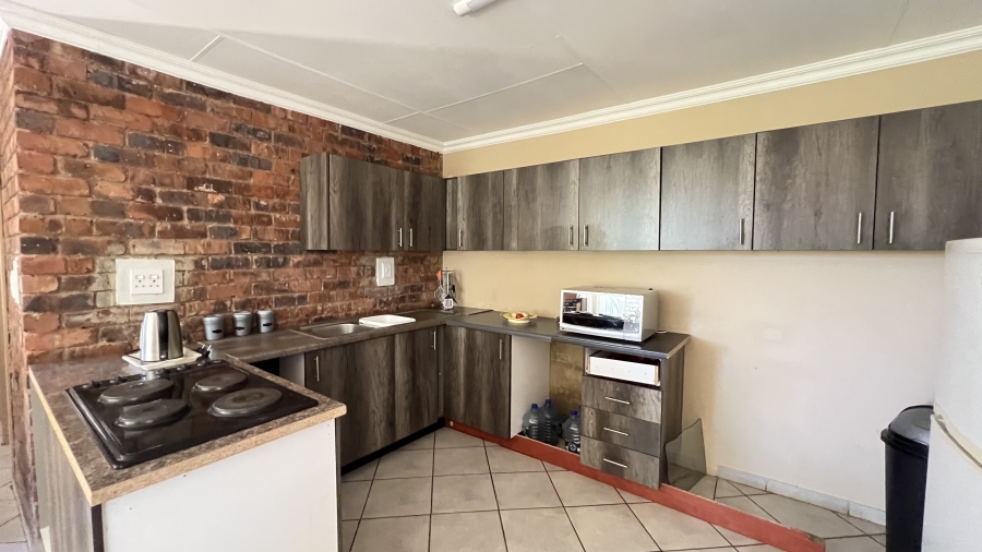 4 Bedroom Property for Sale in Beckedan Gauteng
